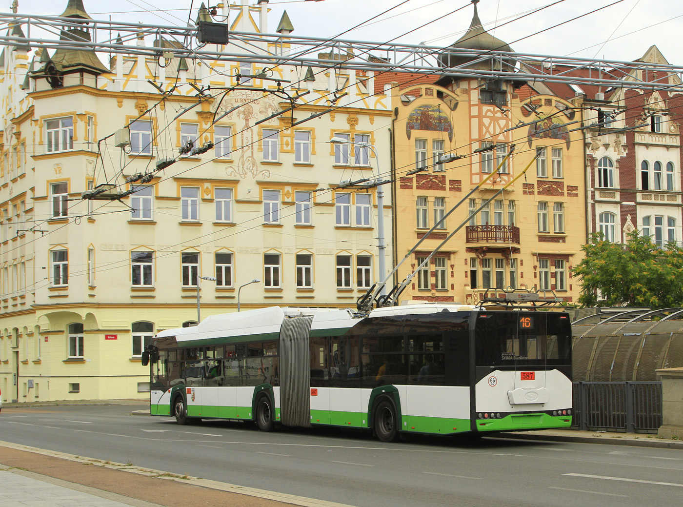 Пльзень, Škoda 27Tr Solaris IV № 587