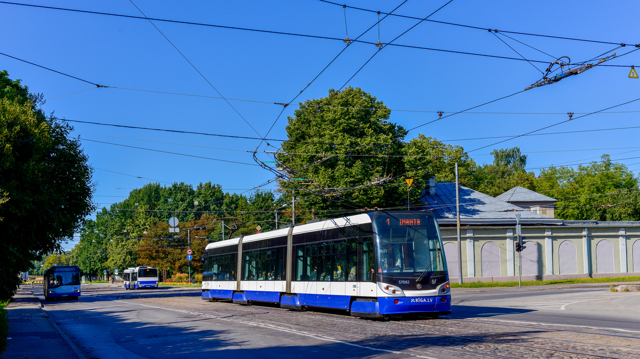 Рига, Škoda 15T ForCity Alfa Riga № 57082