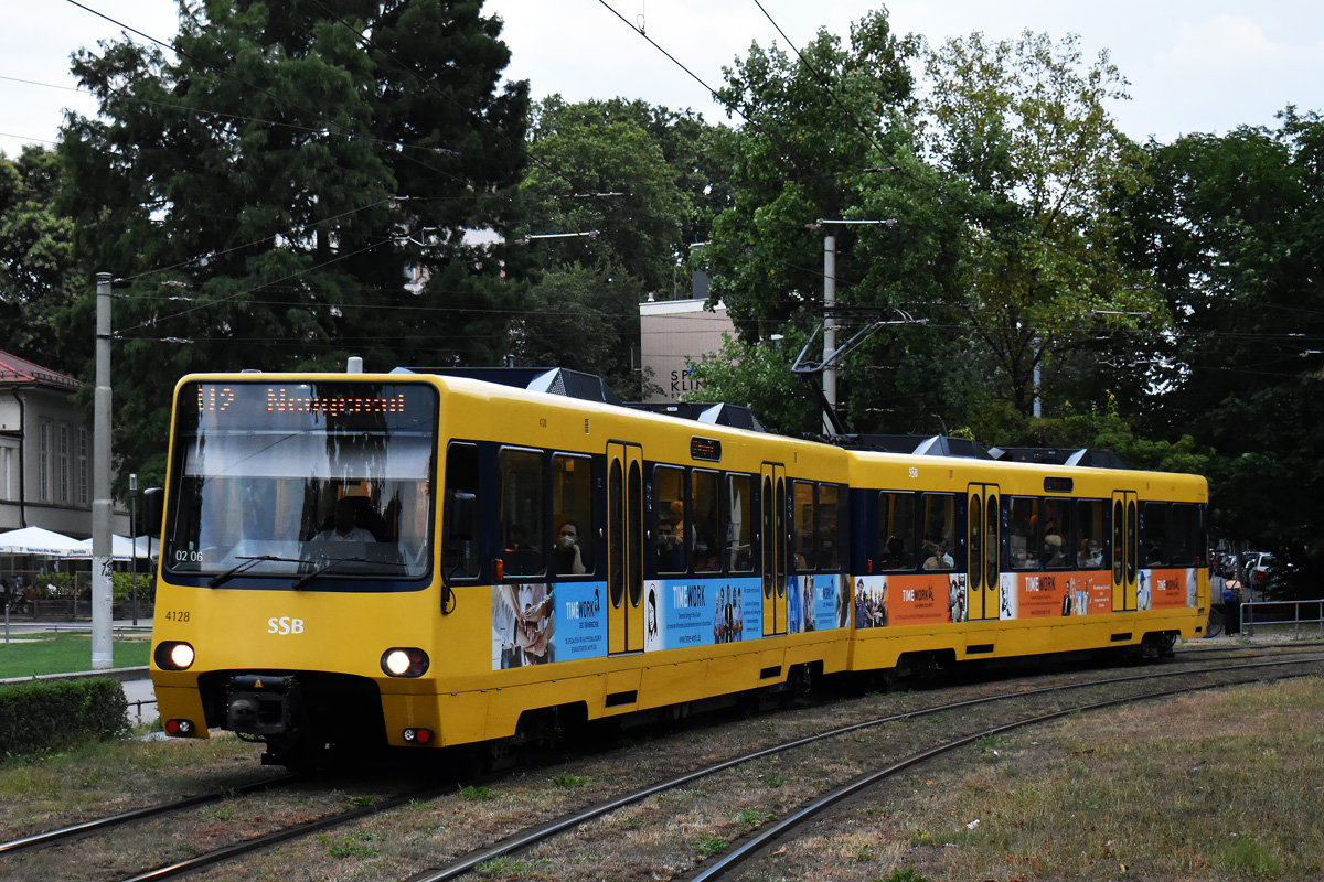 Штутгарт, Duewag DT8.S № 4128