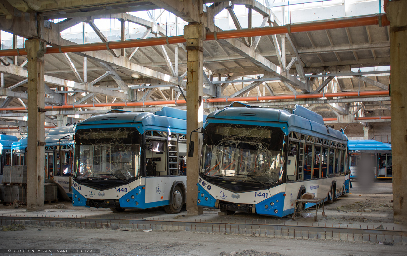 Mariupol, AKSM 321 (BKM-Ukraine) č. 1448; Mariupol, AKSM 321 (BKM-Ukraine) č. 1441