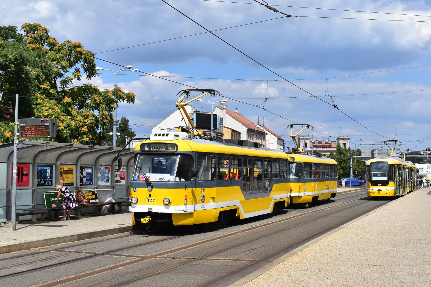 Пльзень, Tatra T3R.PLF № 327