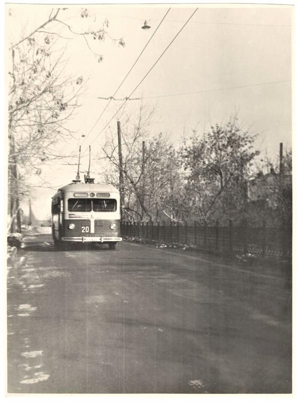 Саратов, МТБ-82Д № 20; Саратов — Исторические фотографии
