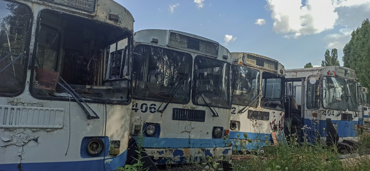 Белгород, ЗиУ-682Г-016 (012) № 415; Белгород, ЗиУ-682Г-016 (012) № 406; Белгород, ЗиУ-682Г-016 (012) № 402; Белгород, ЗиУ-682Г-016 (012) № 404