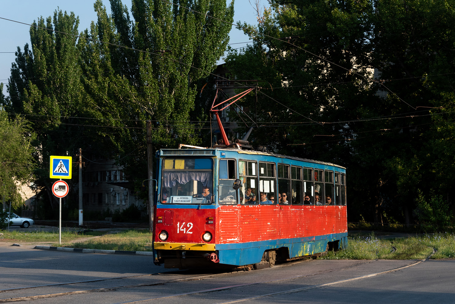 Volzhsky, 71-605 (KTM-5M3) # 142