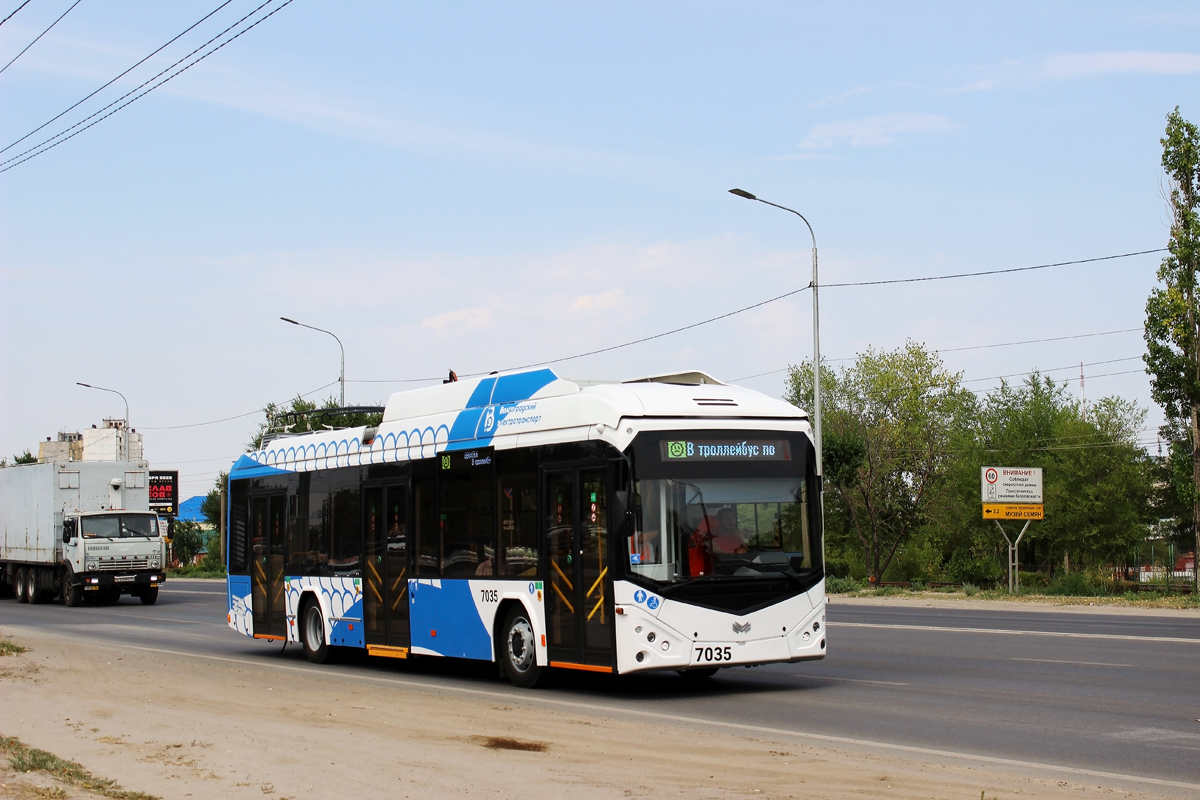 Волгоград, БКМ 32100D № 7035