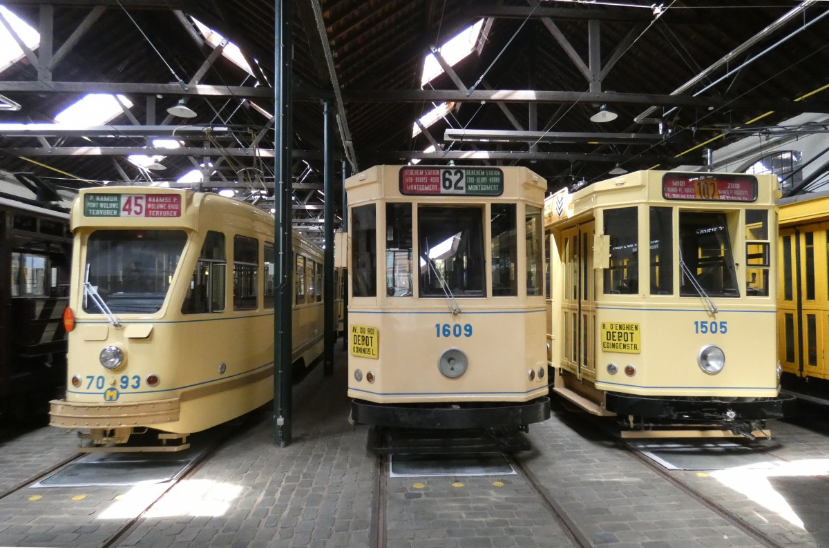 Брюссель, BN PCC серия 7000 № 7093; Брюссель, T. B. Standard моторный № 1609; Брюссель, T. B. Standard моторный № 1505