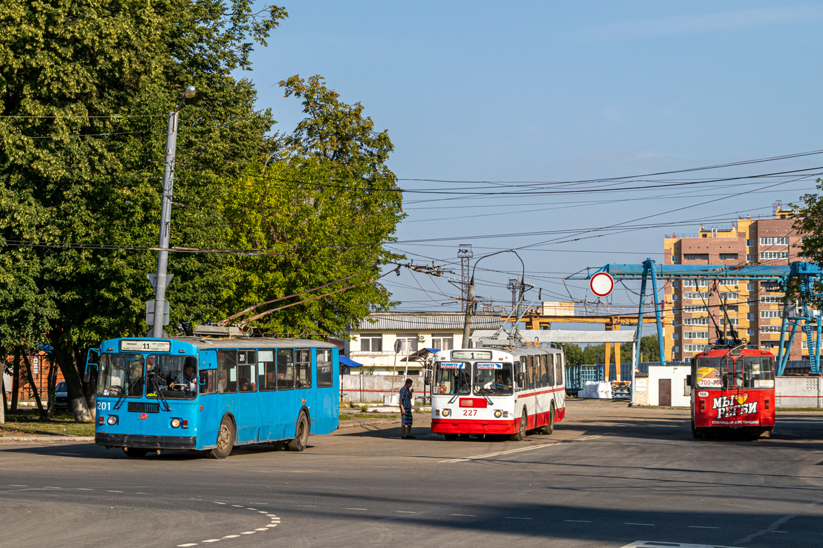 Joskar-Ola, ZiU-682G [G00] — 201; Joskar-Ola, ZiU-682G-014 [G0E] — 227; Joskar-Ola, ZiU-682V — 166