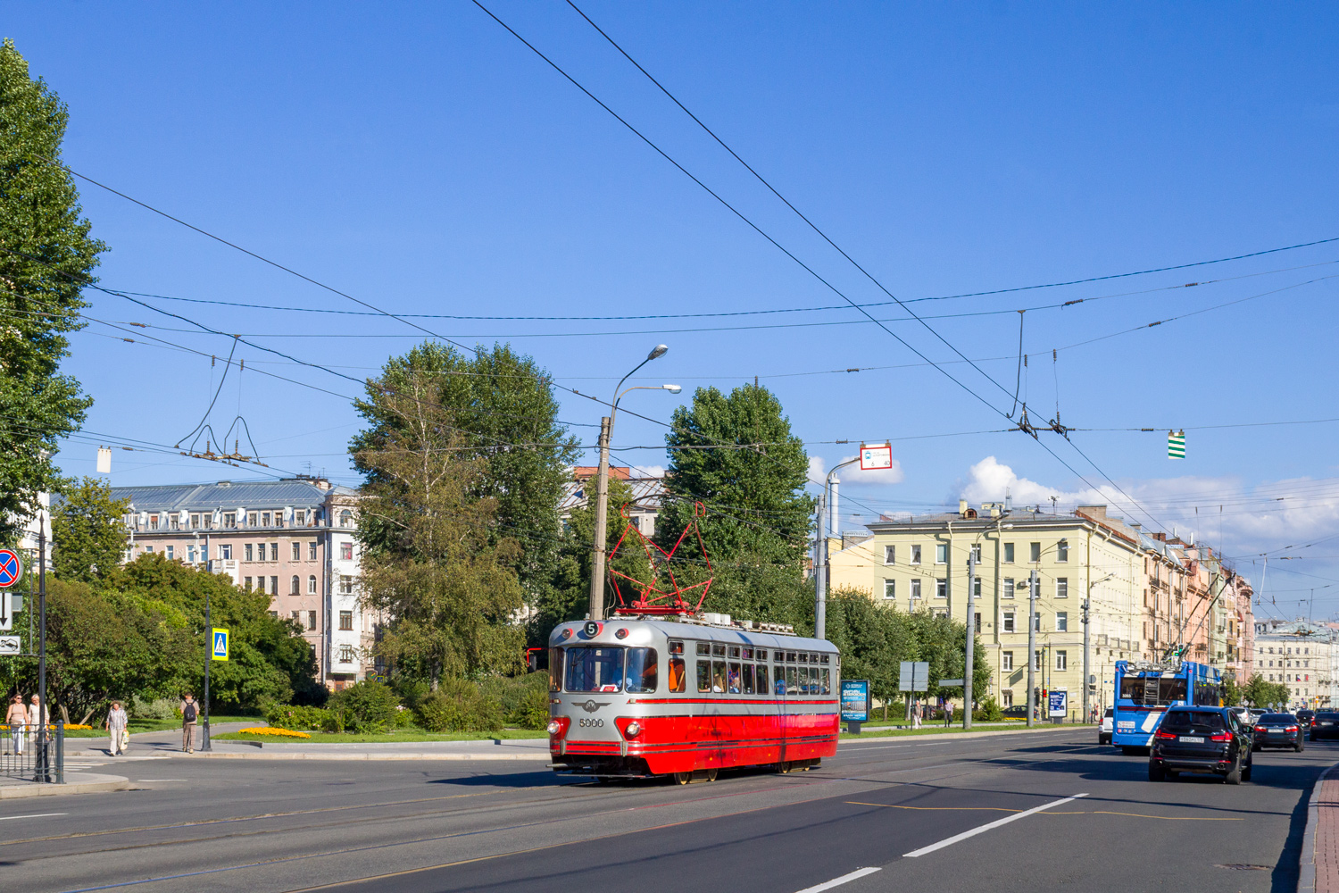 Saint-Petersburg, TS-76 č. 5000