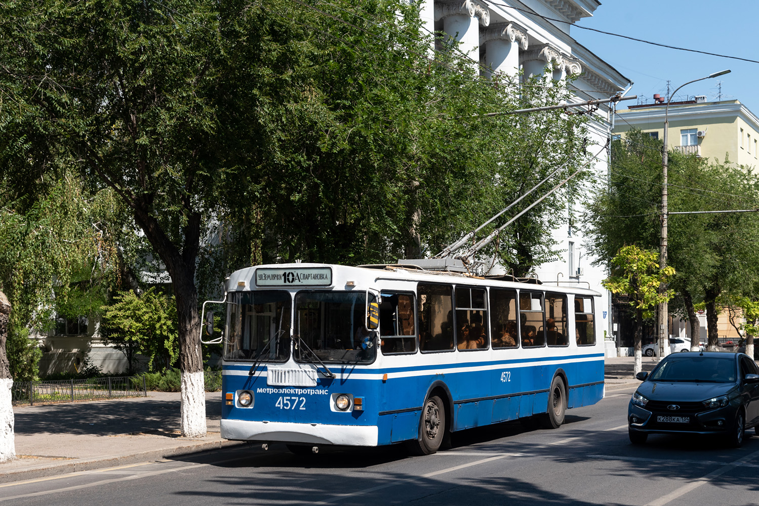 Волгоград, ЗиУ-682Г-016 (012) № 4572