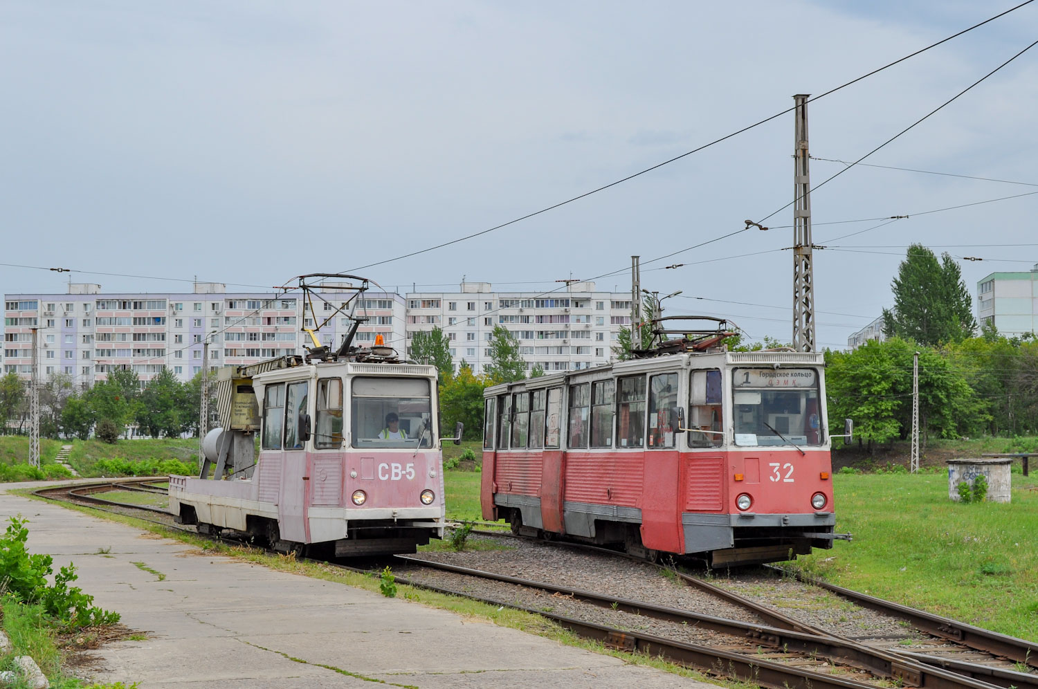 Sztarij Oszkol, VTK-10 — СВ-5; Sztarij Oszkol, 71-605 (KTM-5M3) — 32