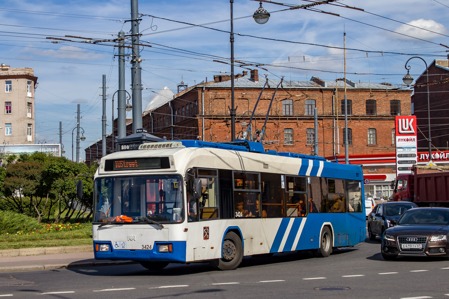 Санкт-Петербург, БКМ 321 № 3424