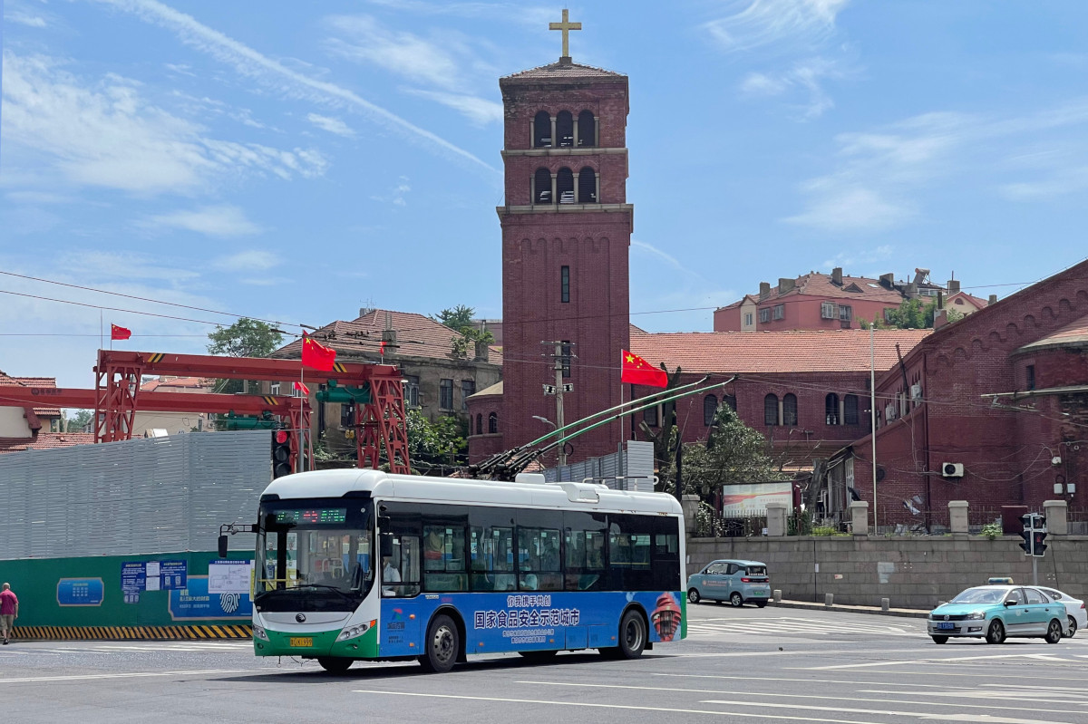 Циндао, Yutong ZK5105A № SD030 Циндао, Yutong ZK5105A № SD030