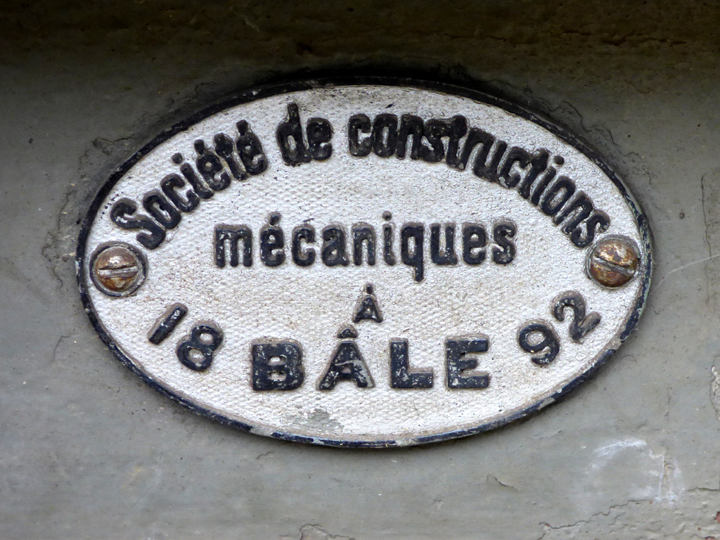 Neuchâtel, 4-axle trailer car — 121 Neuchâtel, 4-axle trailer car — 121