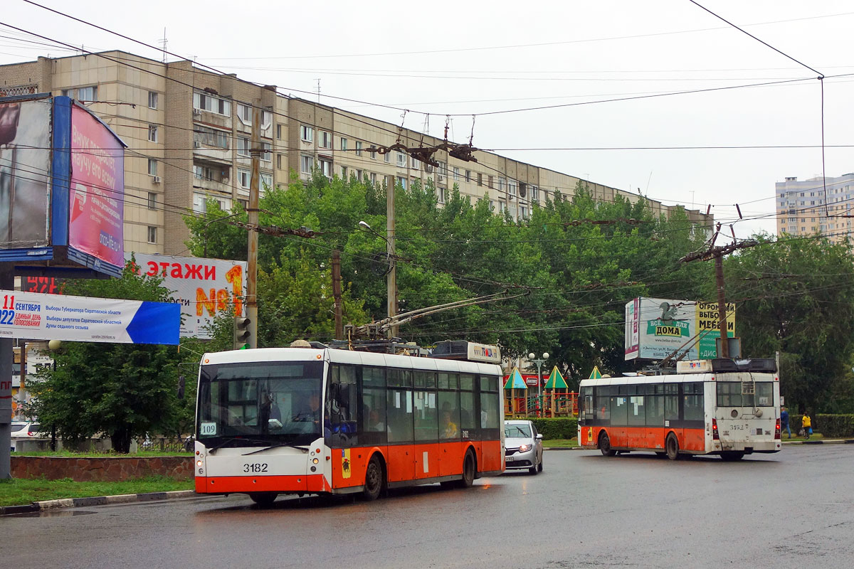 Engels, Trolza-5265.00 “Megapolis” č. 3182