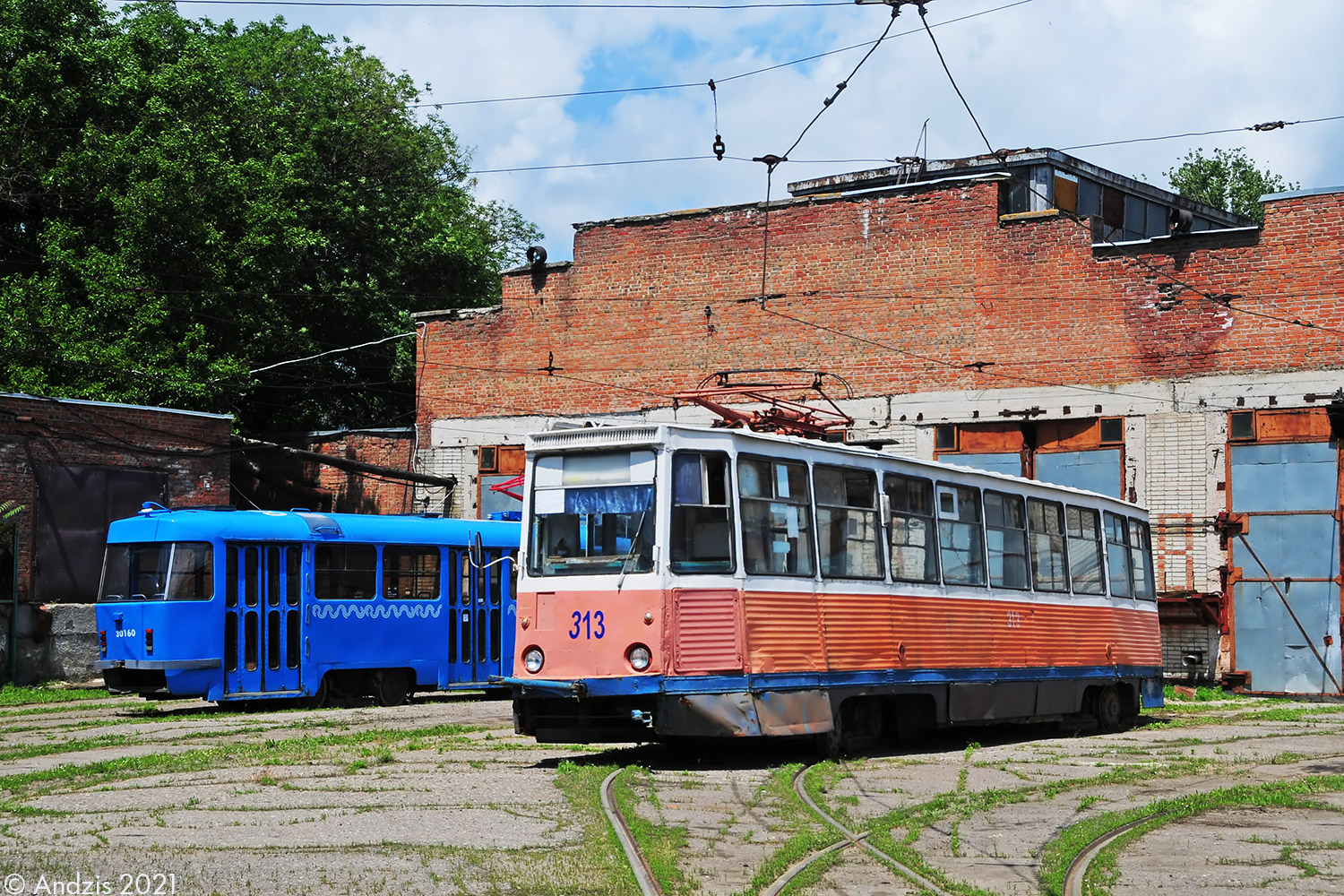 Таганрог, 71-605 (КТМ-5М3) № 313 Таганрог, 71-605 (КТМ-5М3) № 313
