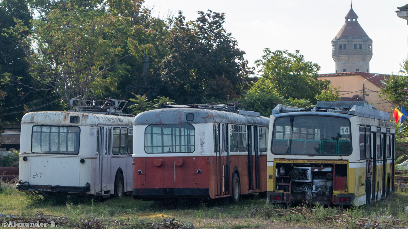 Тимишоара, FBW/SWS /MFO GTr51 № (217); Тимишоара, Saurer/BBC 4IILM № 13; Тимишоара, Renault ER100 № 104 Тимишоара, FBW/SWS /MFO GTr51 № (217); Тимишоара, Saurer/BBC 4IILM № 13; Тимишоара, Renault ER100 № 104