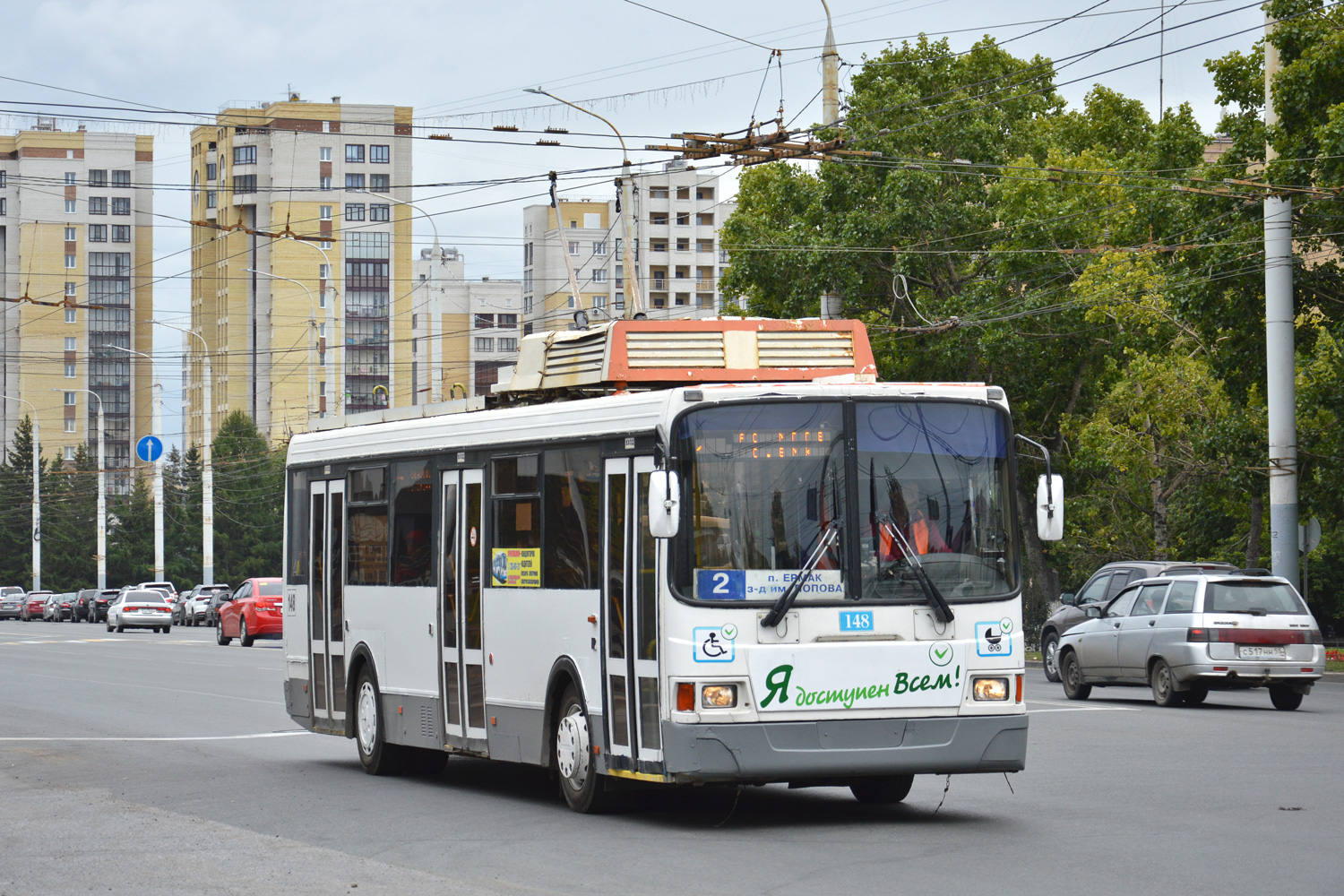 Omsk, LiAZ-52803 N°. 148