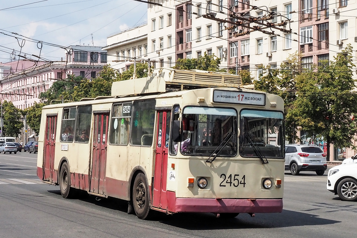 Chelyabinsk, ZiU-682G [G00] č. 2454