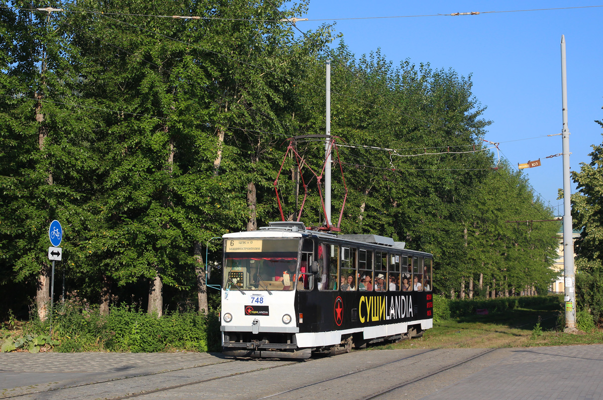 Jekaterinburga, Tatra T6B5SU № 748