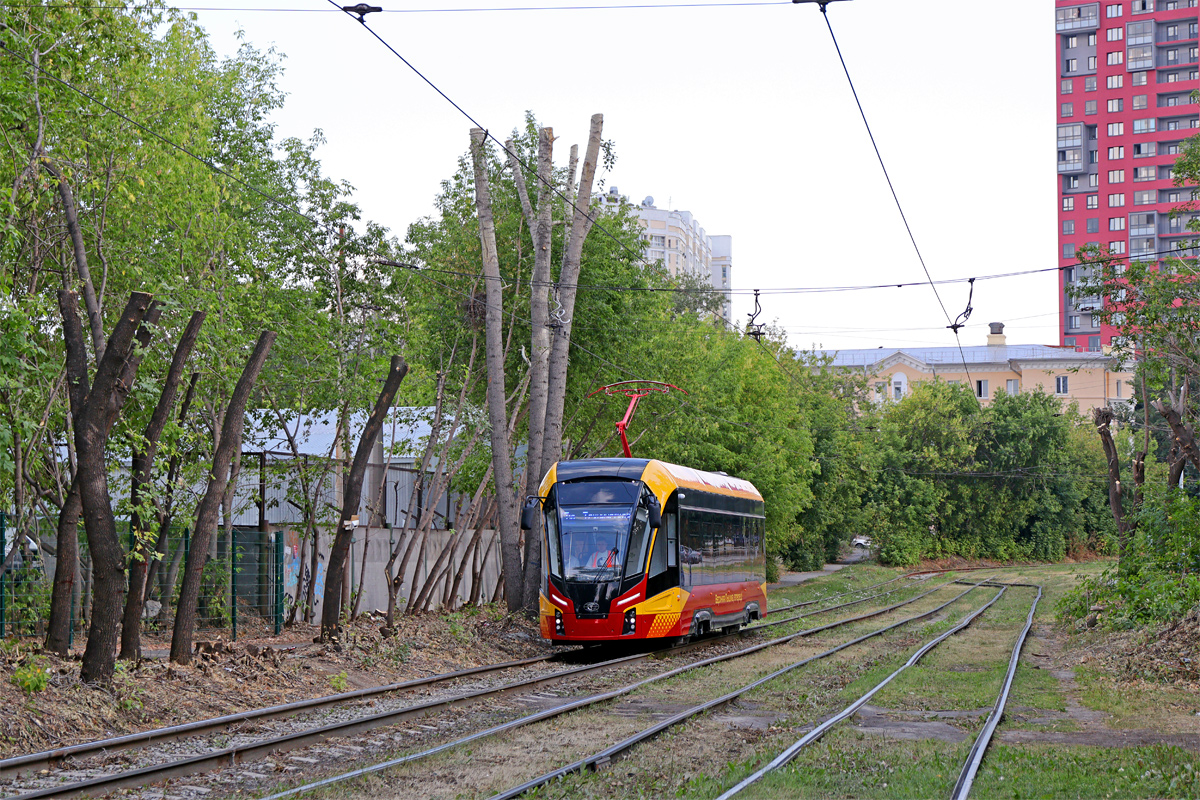 Верхняя Пышма, 71-911ЕМ «Львёнок» № 00168