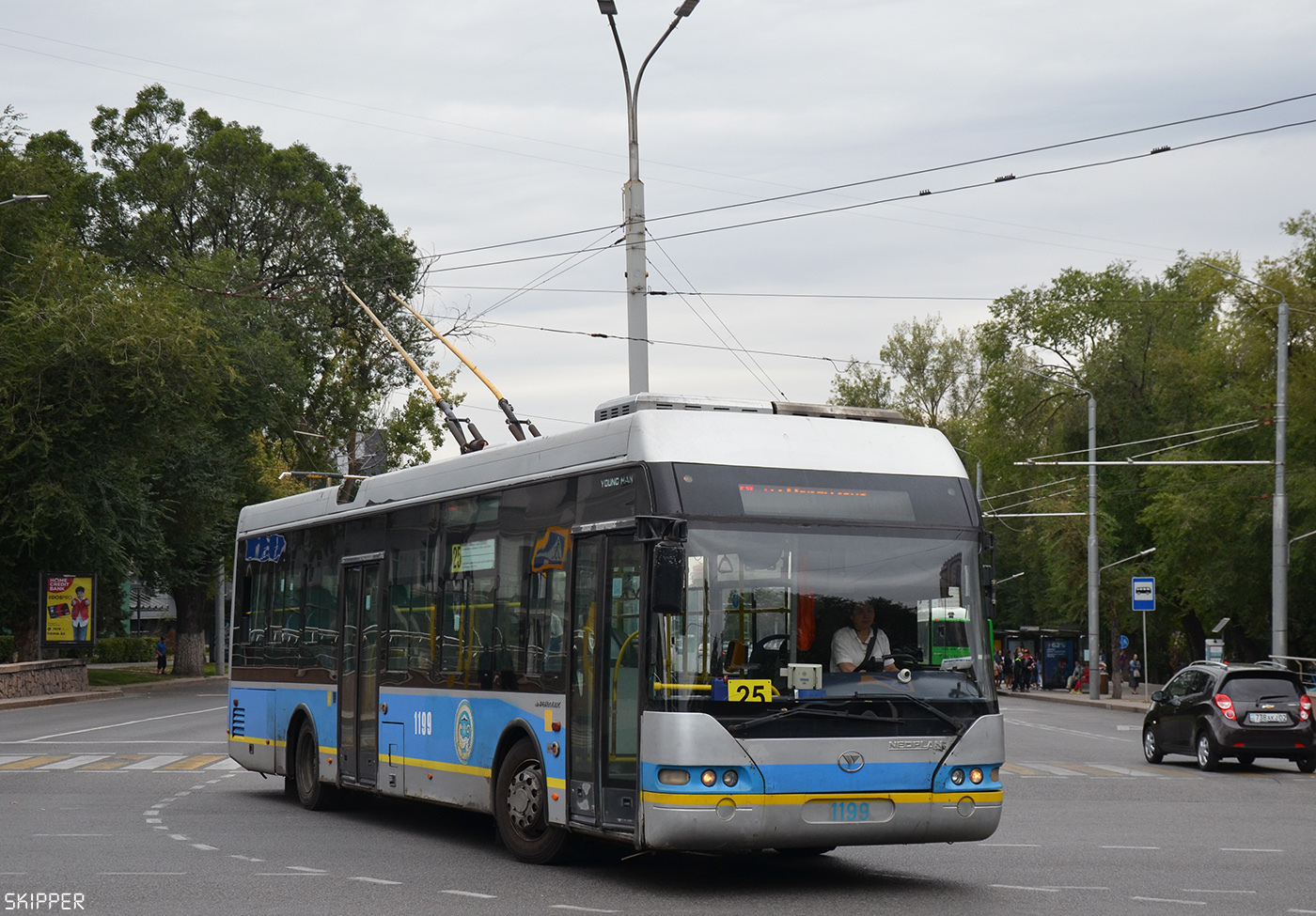 ალმათი, YoungMan JNP6120GDZ (Neoplan Kazakhstan) № 1199