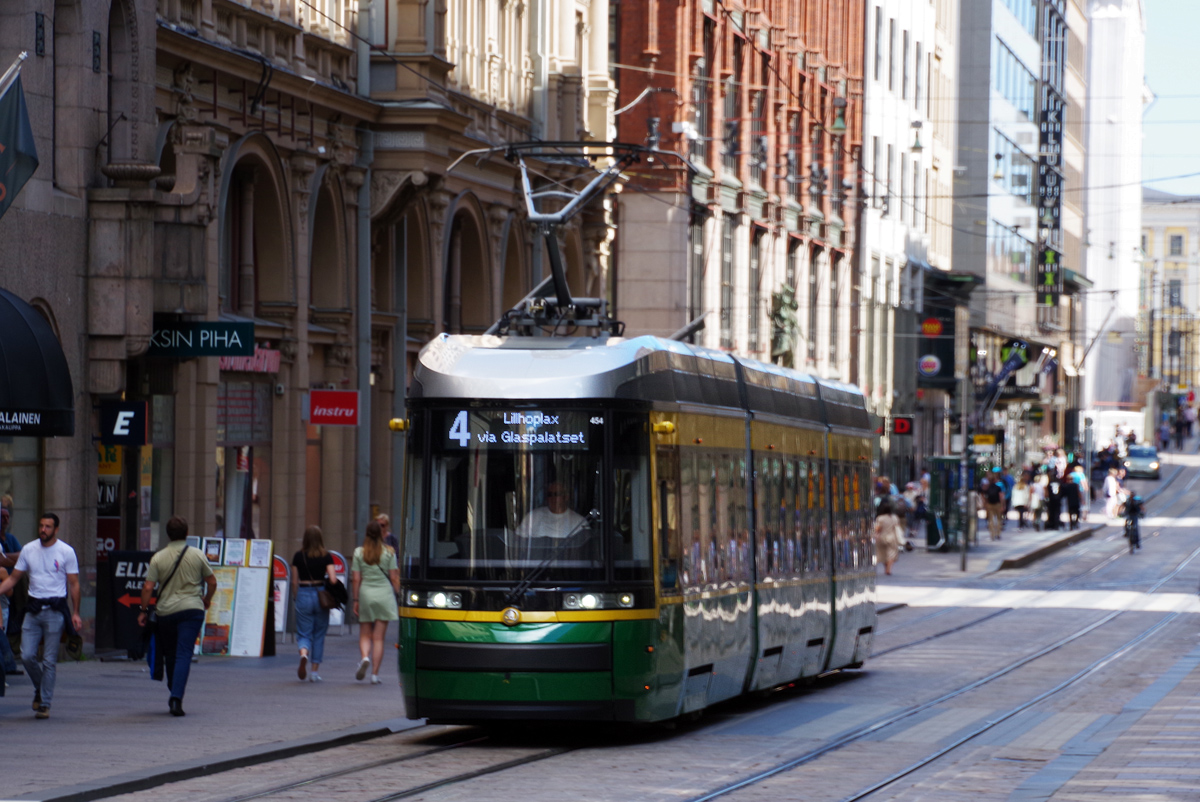 Хельсинки — Эспоо, Škoda ForCity Smart Artic MLNRV3 № 454