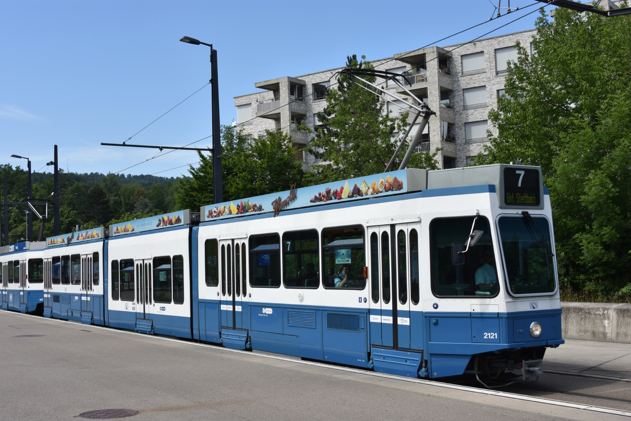 Zurich, SWP/SIG/ABB Be 4/8 "Tram 2000 Sänfte" № 2121
