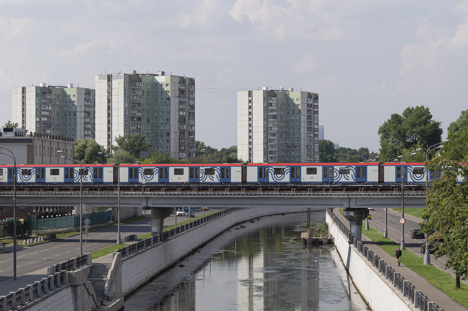 Москва — Метрополитен — [1] Сокольническая линия
