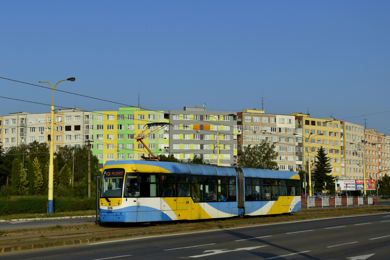 Кошице, Vario LF2+ № 806