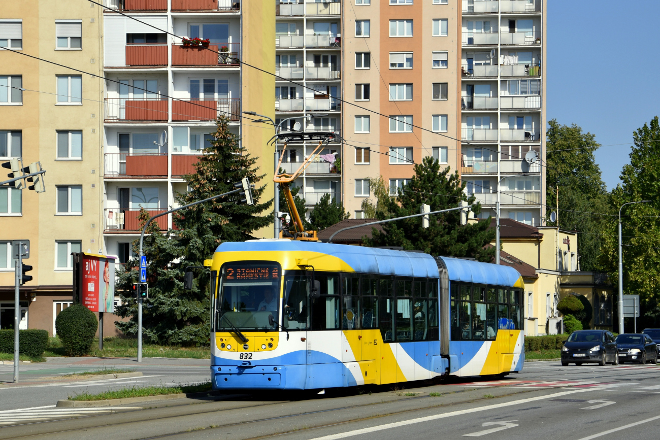 Кошице, Vario LF2+ № 832