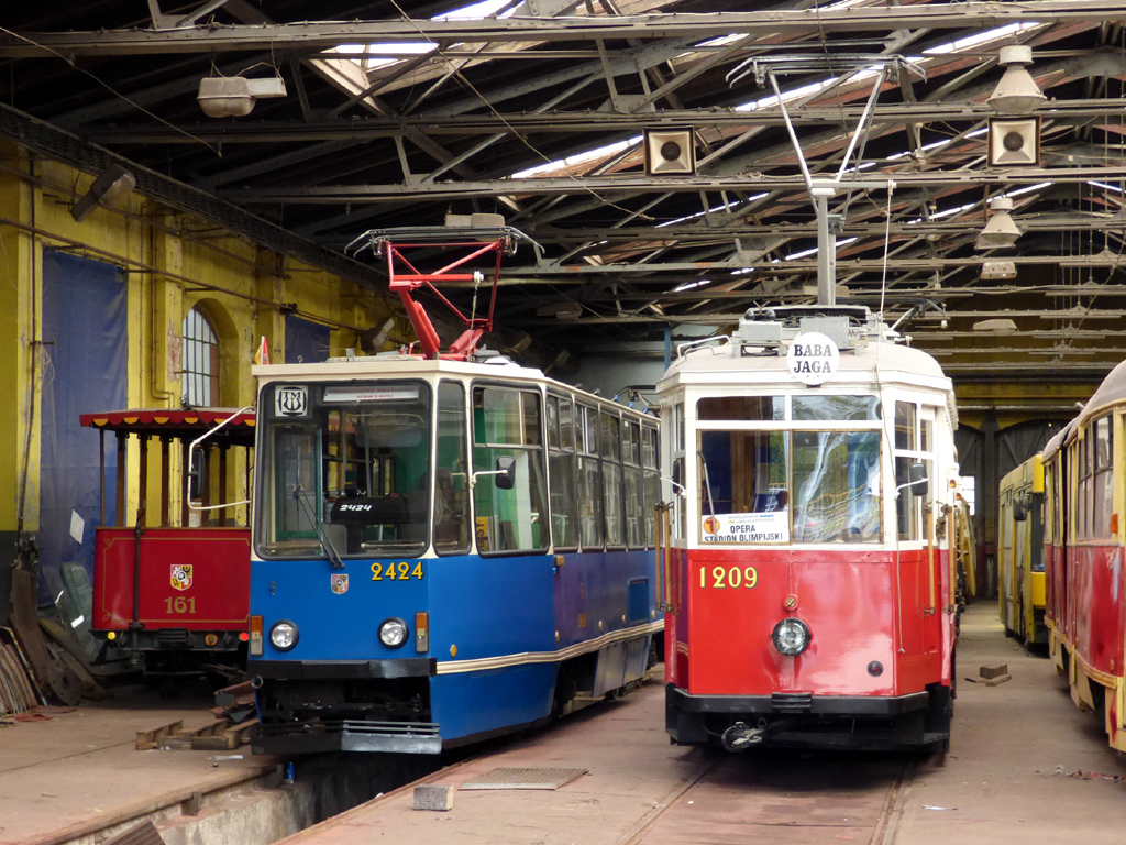 Вроцлав, Konstal 105Na № 2424; Вроцлав, LH Standard № 1209
