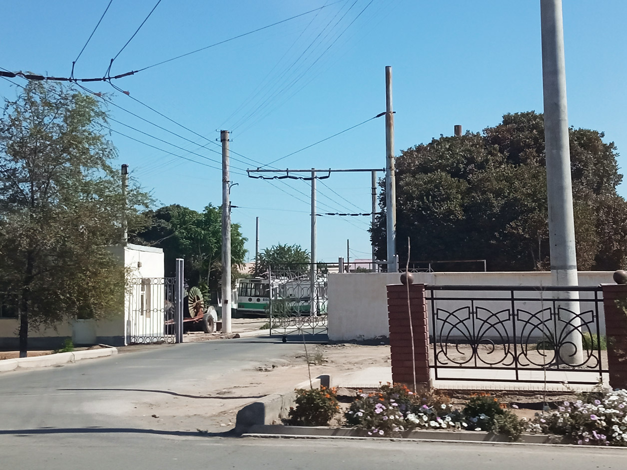 Ургенч, Škoda 14Tr13/6 № 006; Ургенч — Разные фотографии