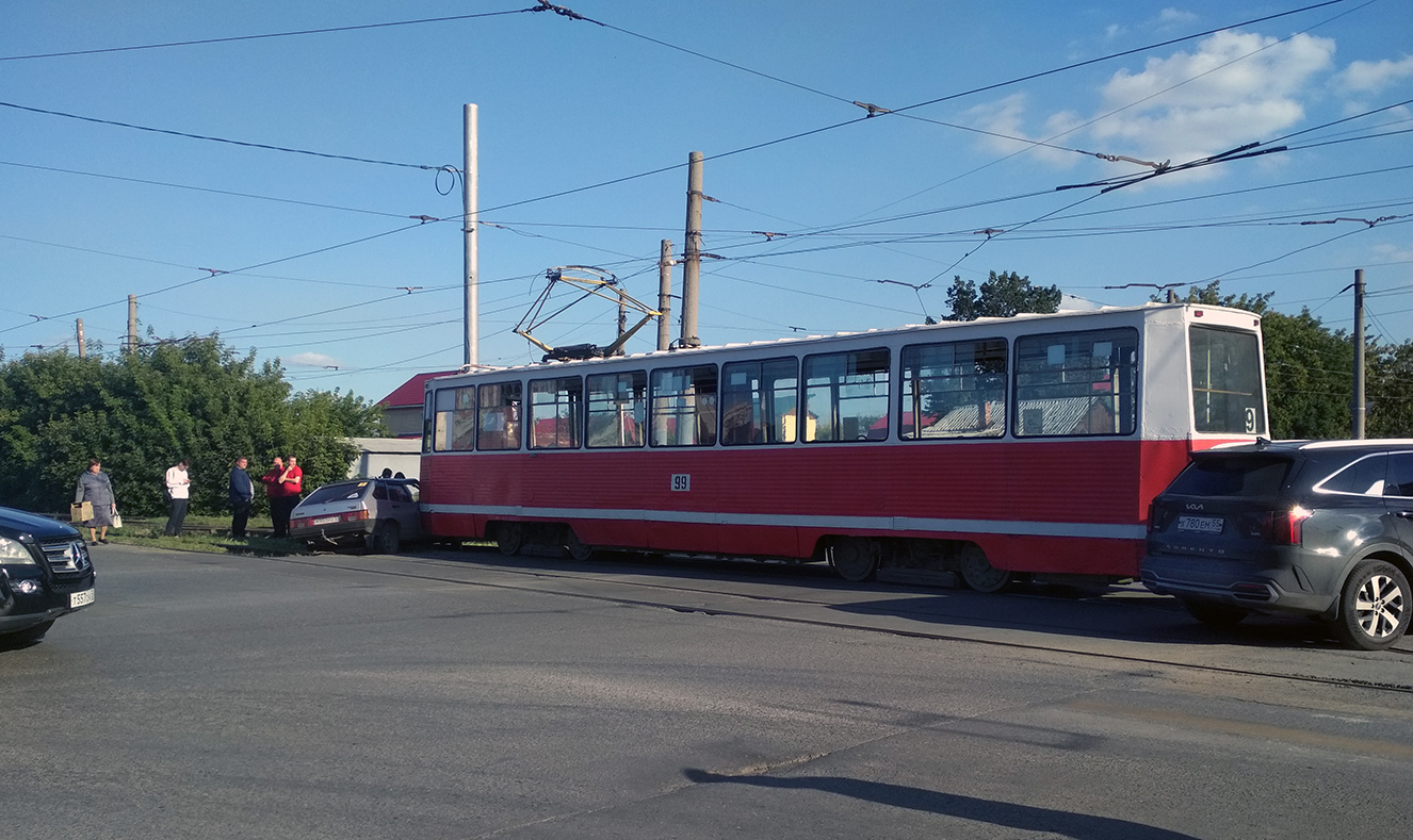 Омск, 71-605А № 99; Омск — Происшествия