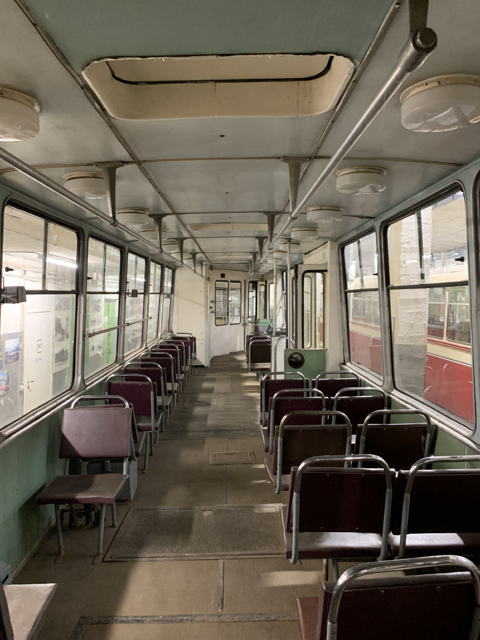 Санкт-Петербург, ЛМ-68М № 2423