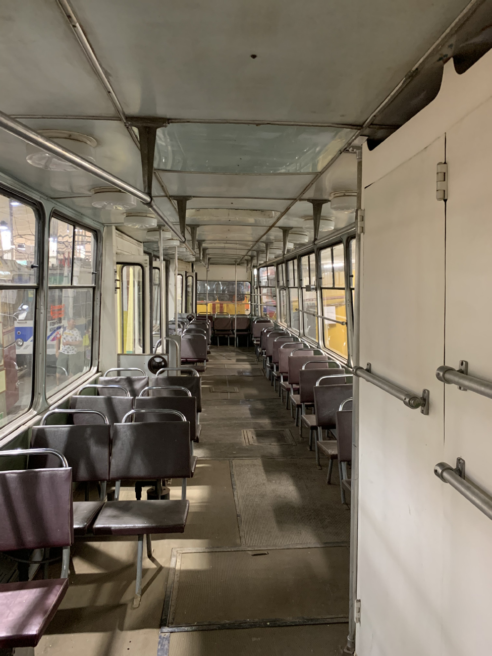 Санкт-Петербург, ЛМ-68М № 2423