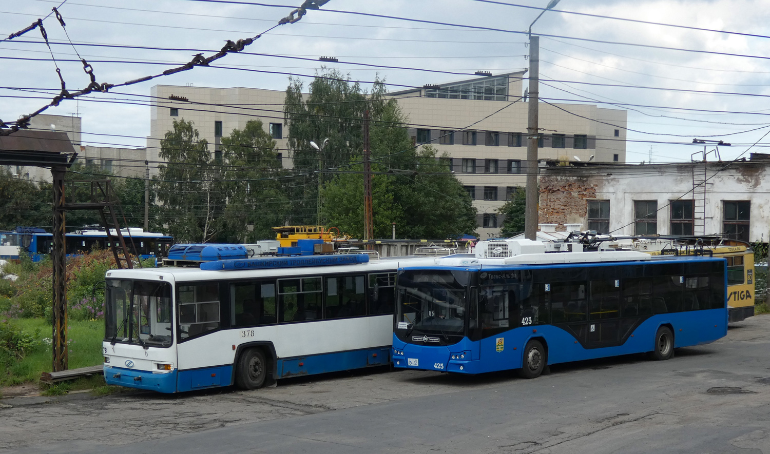 Петрозаводск, ВМЗ-5298.01 «Авангард» № 425