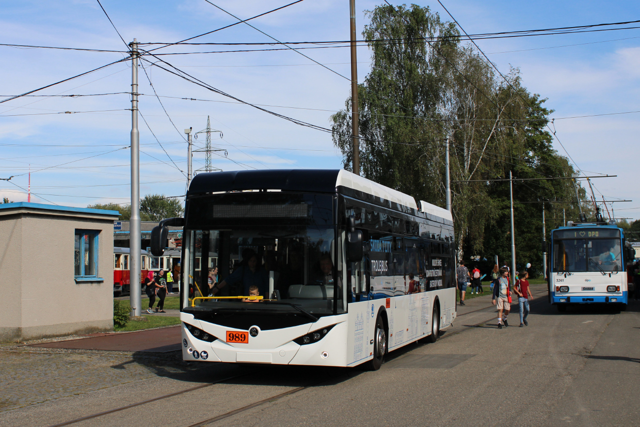 Ostrava, Škoda 36Tr TEMSA # 989; Ostrava — Ostrava public transport workers' day 2022 Ostrava, Škoda 36Tr TEMSA # 989; Ostrava — Ostrava public transport workers' day 2022