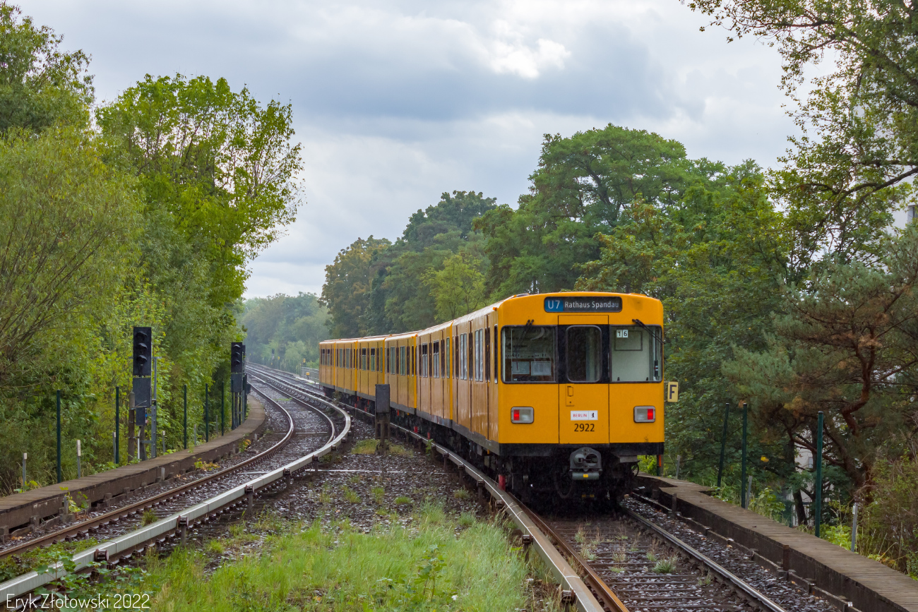 Берлин, BVG F92 № 2922