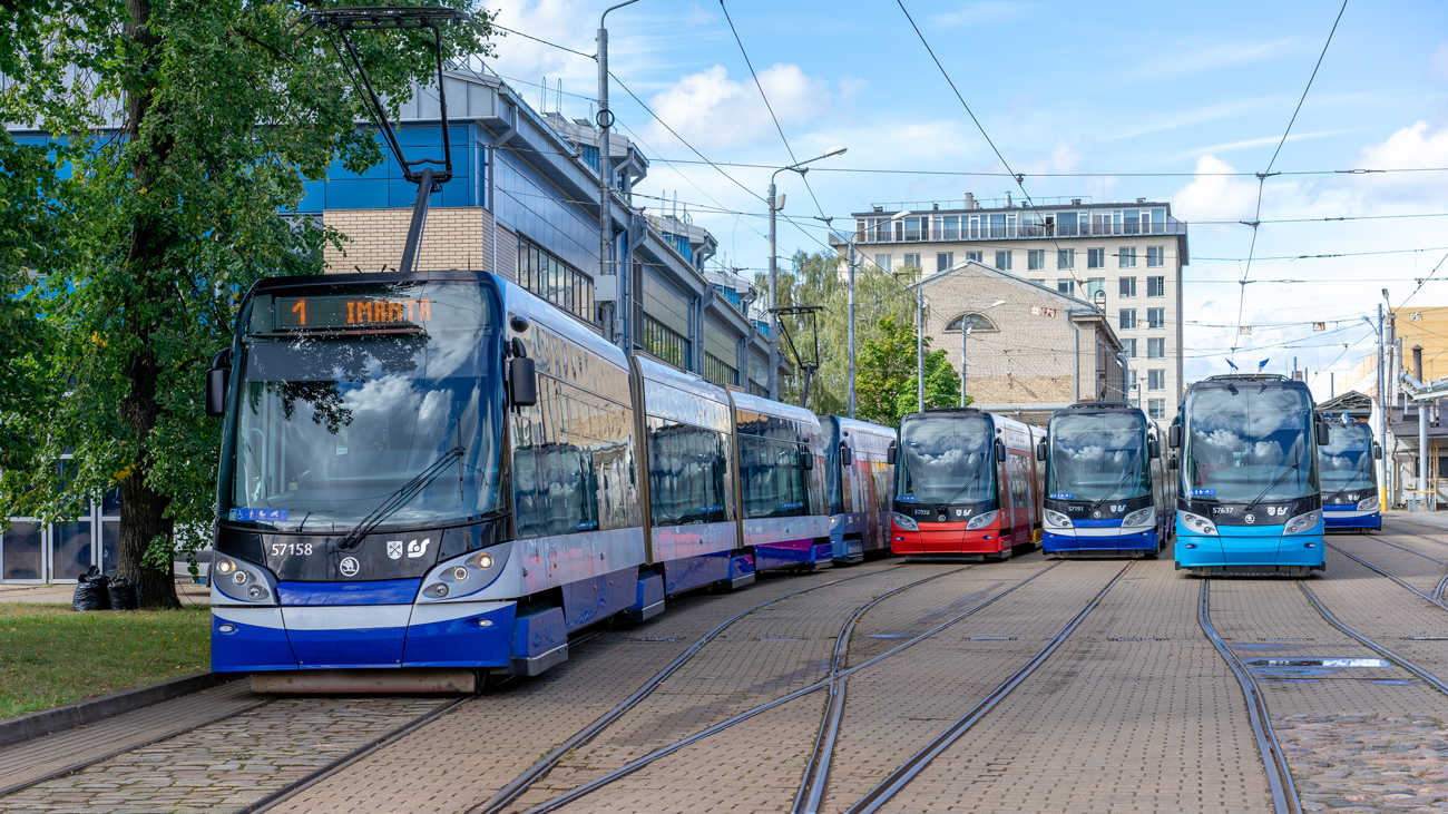 Рига, Škoda 15T ForCity Alfa Riga № 57158