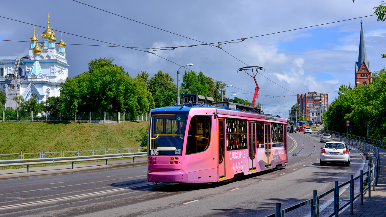 Даугавпилс, 71-623-02 № 005