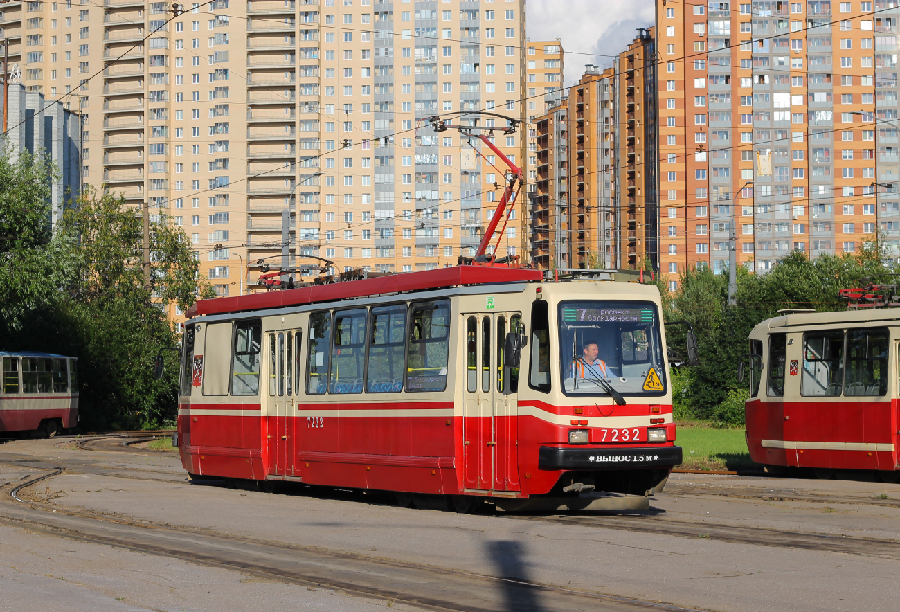 Saint-Petersburg, TS-77 Br. 7232