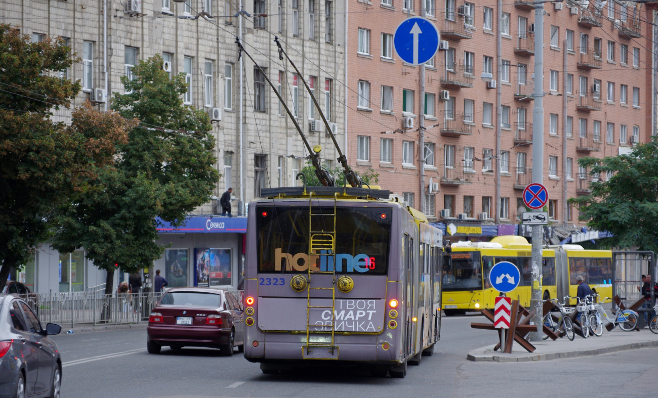 Kyjiw, Bogdan Т90110 Nr. 2323