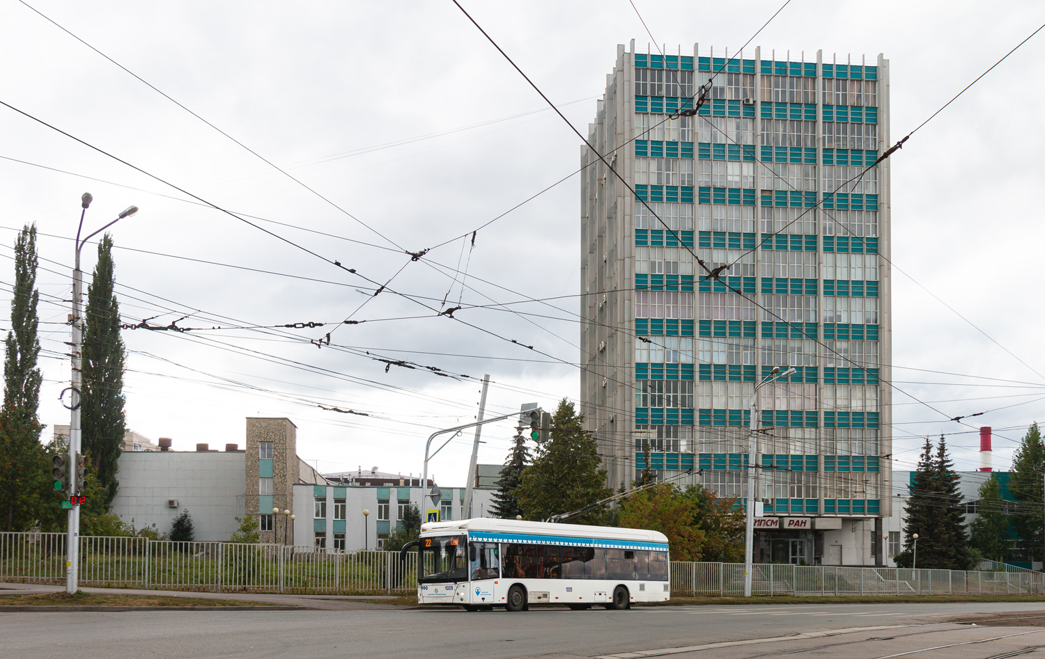 Уфа, УТТЗ-6241.01 «Горожанин» № 1009