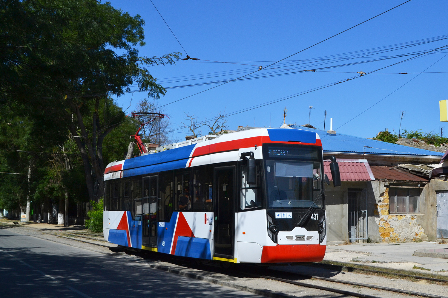 Евпатория, 71-411-03 № 437