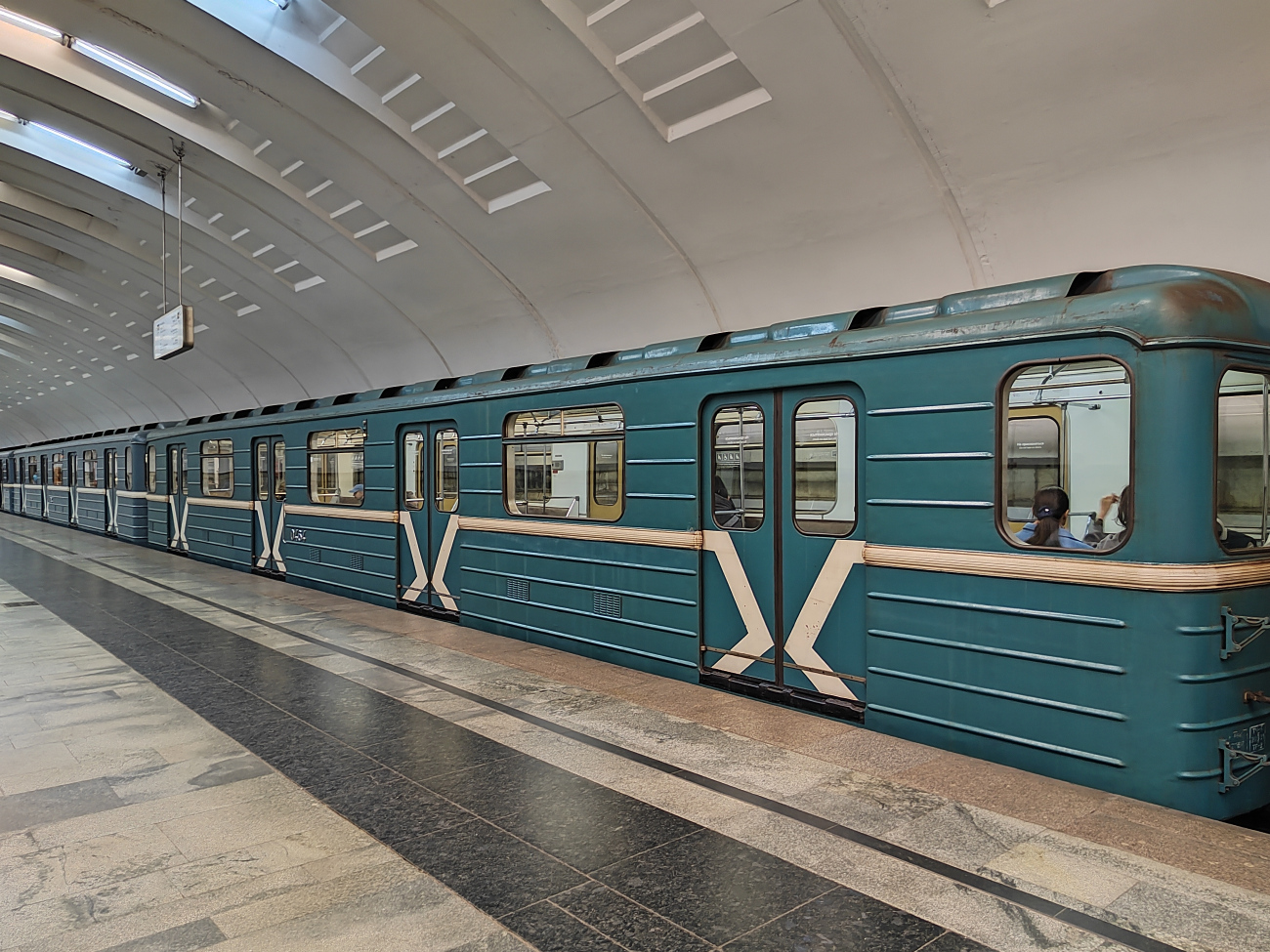 Москва, 81-714 (ММЗ) № 0464