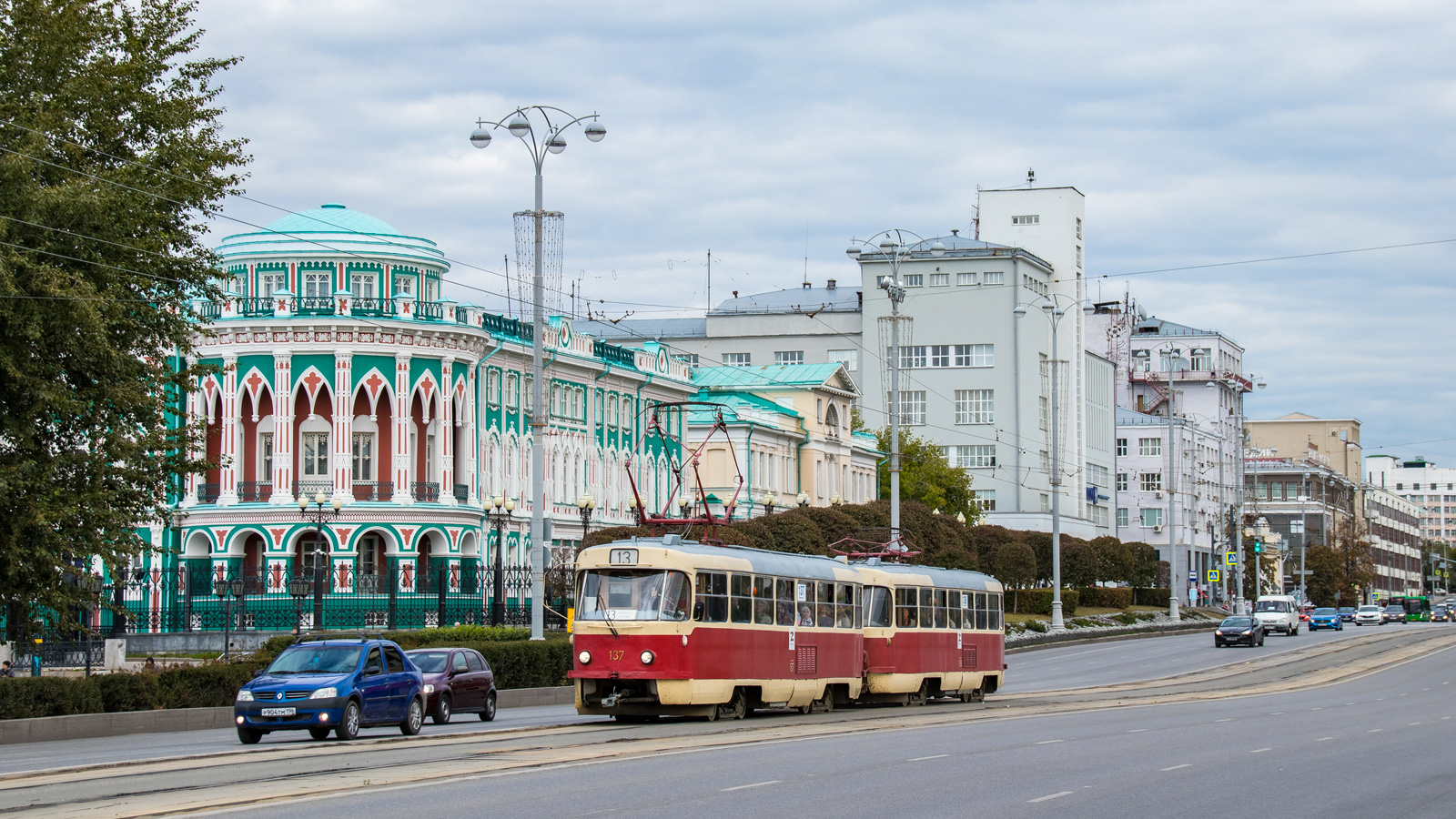 Екатеринбург, Tatra T3SU № 137