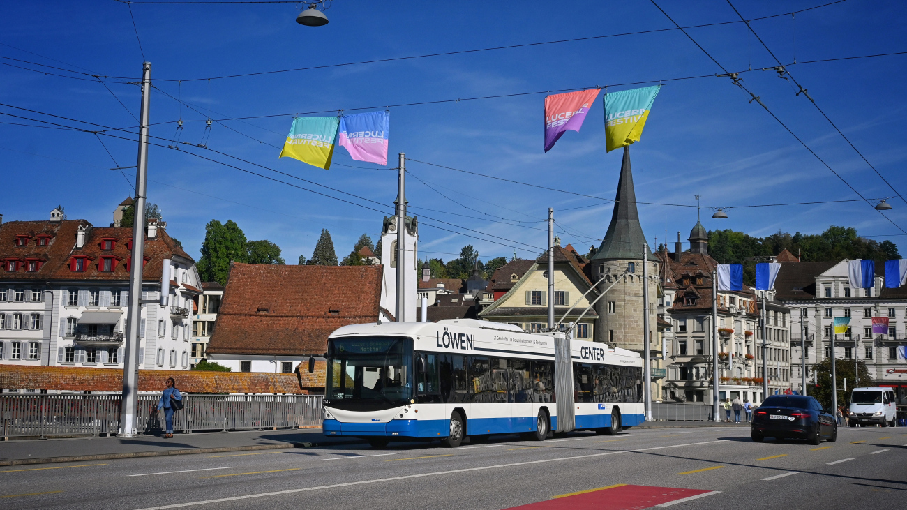 Люцерн, Hess SwissTrolley 3 (BGT-N2C) № 214