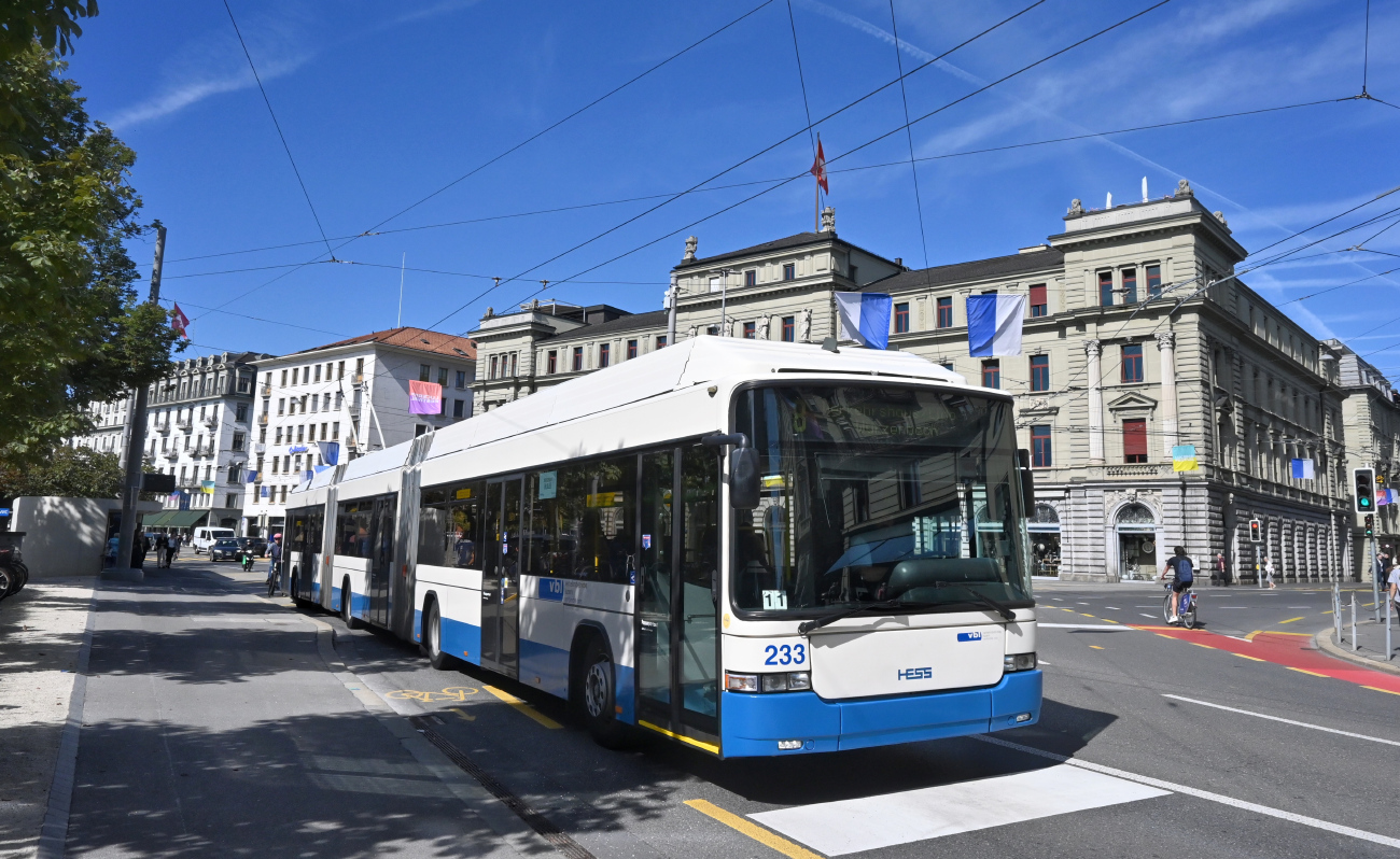 Люцерн, Hess lighTram (BGGT-N2C) № 233