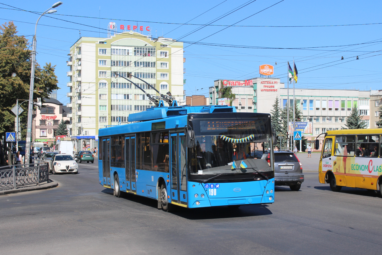 Ровно, Дніпро Т203 № 190