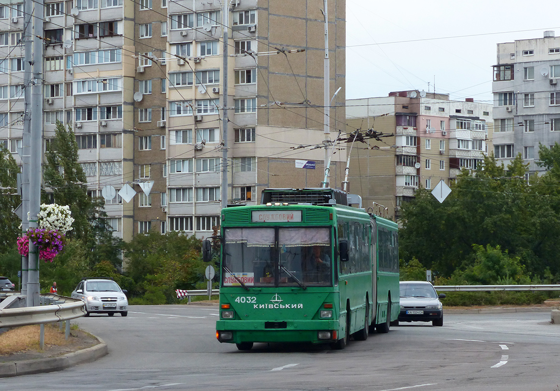 Киев, Киев-12.03 № 4032